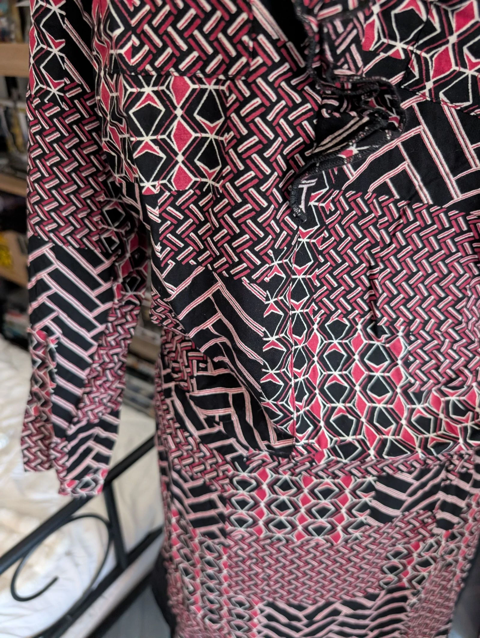 Muito bonito vestido elegante e gráfico de mangas compridas – photo 3